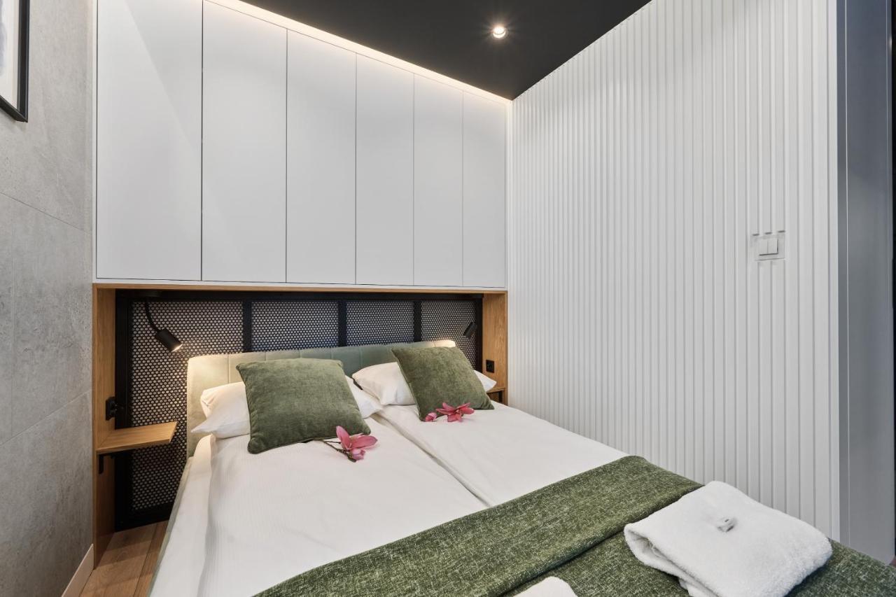 Lux Browary Wroclawskie By Renters *